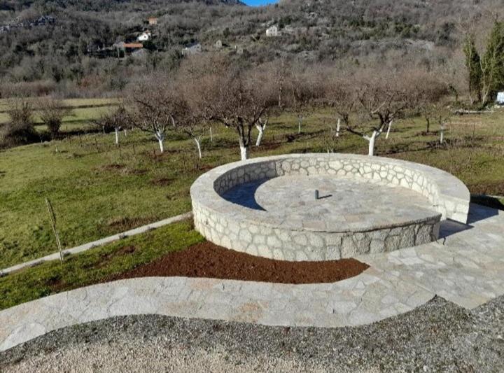 Gasthaus Aleksa Cetinje Exterior foto